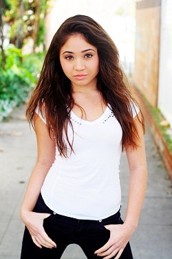 Chloe Jordache's New Website